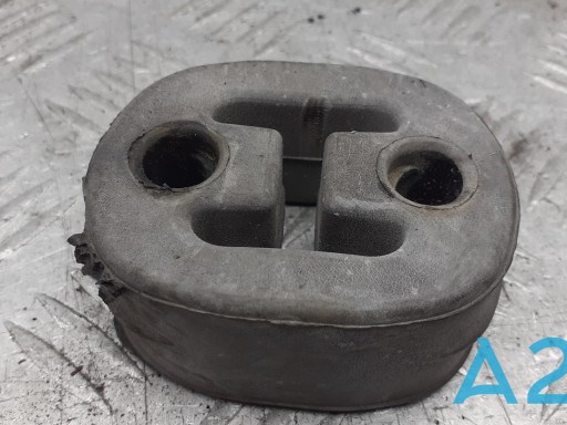 Подушка кріплення глушника 8D0253147G VAG