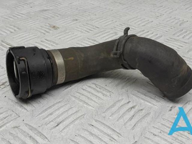 Шланг/патрубок радіатора охолодження, нижній 8K0121051C VAG