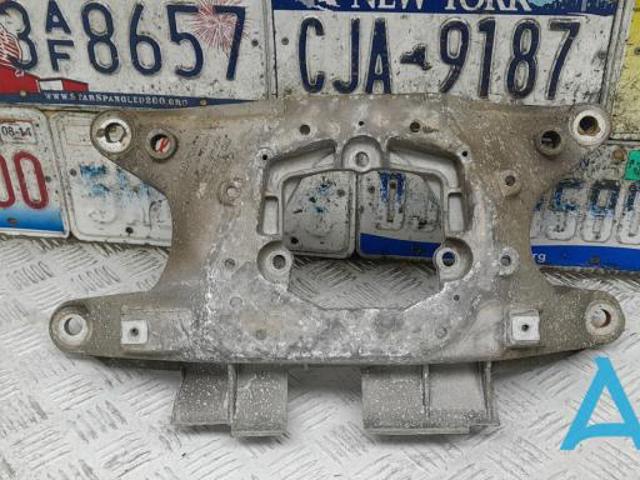 Кріплення трансмісії 8K0399263BF PORSCHE