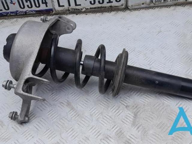 Амортизатори передні 8K0413031CB VAG