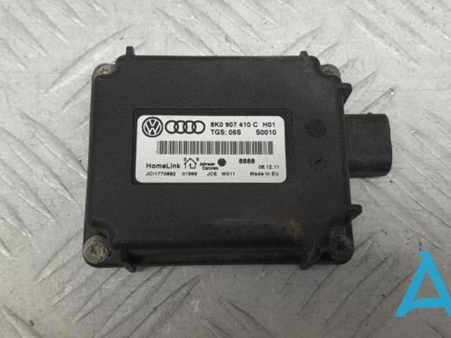 Блок управління системою відкривання воріт гаража 8K0907410C VAG