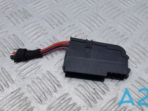 Корпус запобіжників 8K0941824D VAG