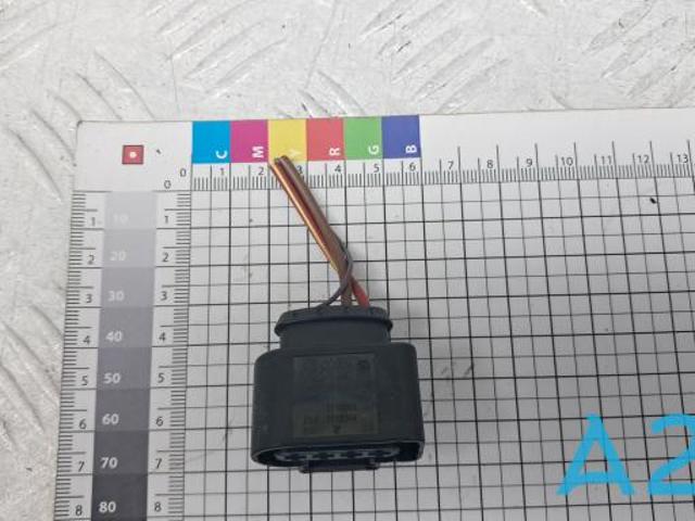 Роз'єм (фішка) котушки запалювання 8K0973724 PORSCHE