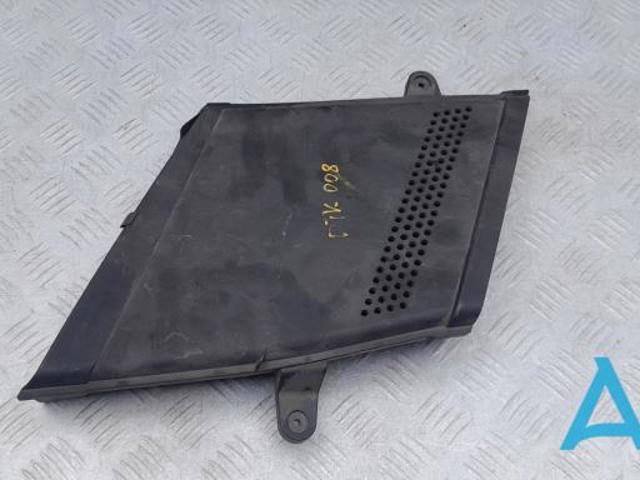 Повітроприймач 8R0129617B VAG