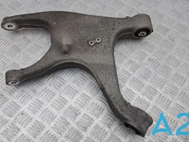Важіль задньої підвіски нижній, правий 8R0505312F VAG