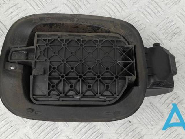 Заливна горловина паливного бака 8R0809999B VAG