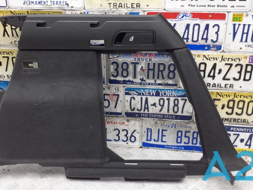 Облицювання багажного відсіку, праве 8R0863880F87A VAG