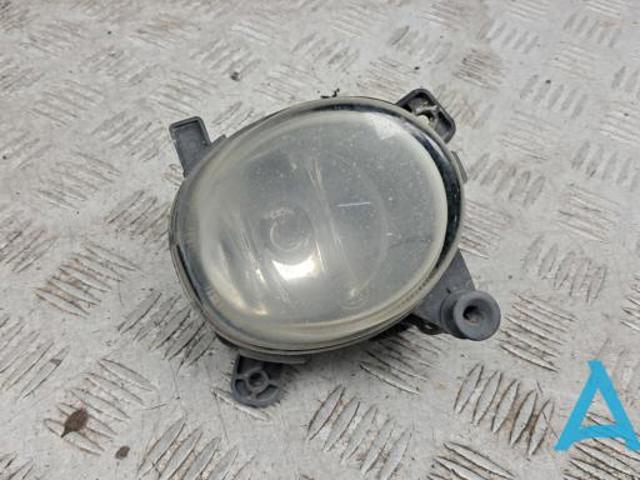 Права протитуманні фари 8T0941700E VAG