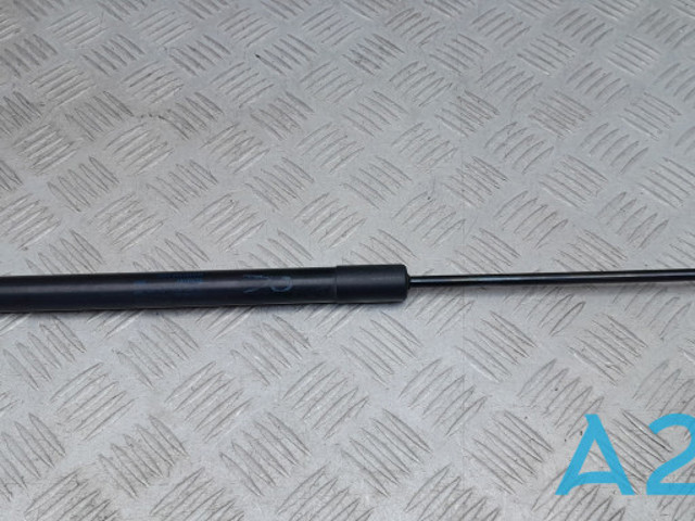 Амортизатор кришки багажника / двері 3/5-ї задньої 8U0827552A VAG