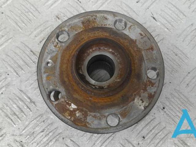 Маточина (передня) 8V0598625B VAG