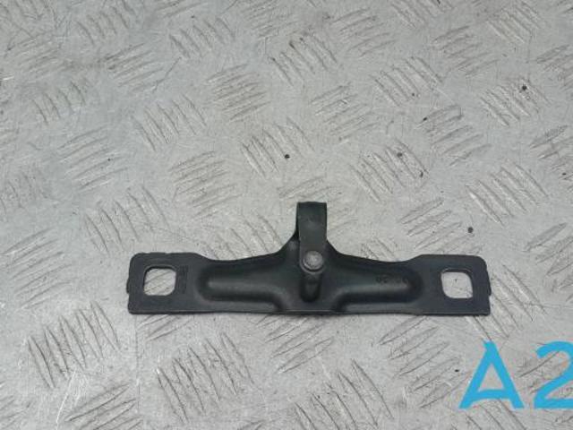 Петля замка кришки багажника 8V0827507H VAG