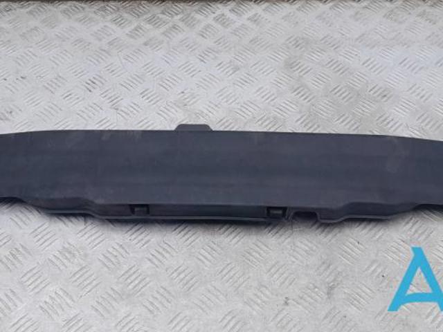 Переднє ікло бампера 8V5807217A VAG
