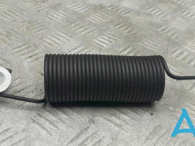 Амортизатор для багажника газовий 8V5827665 VAG