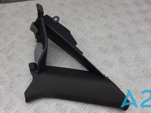 Обшивка стійки кузова внутрішня, задня ліва 8V5867287ODD VAG