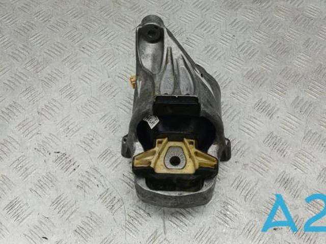 Подушка (опора) двигуна, ліва 8W0199371CQ VAG