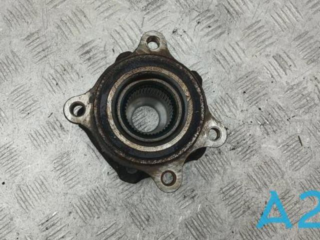 Маточина колеса передня 8W0407613 VAG