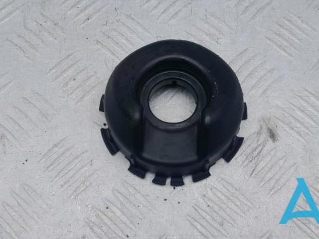 Кришка опори амортизатора переднього 8W0412375D VAG