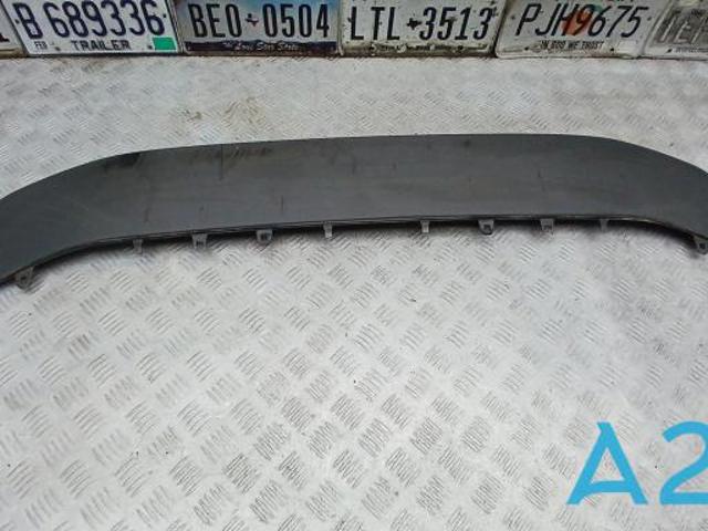 Спойлер переднього бампера 8W0807717B VAG