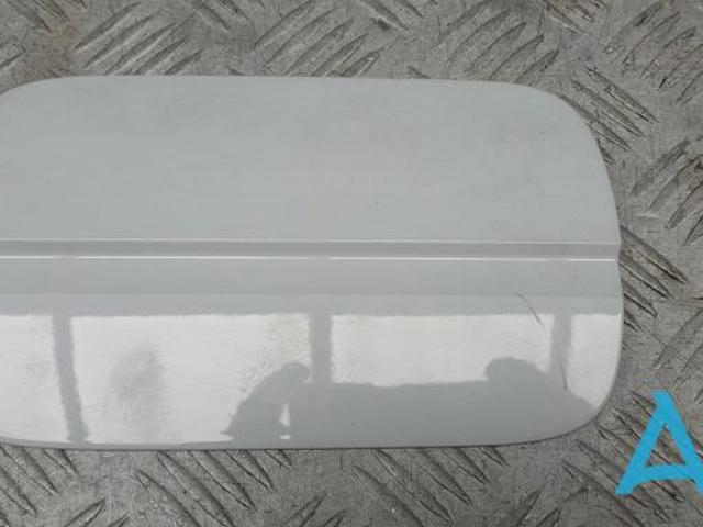Лючок паливного бака 8W0809907GRU VAG