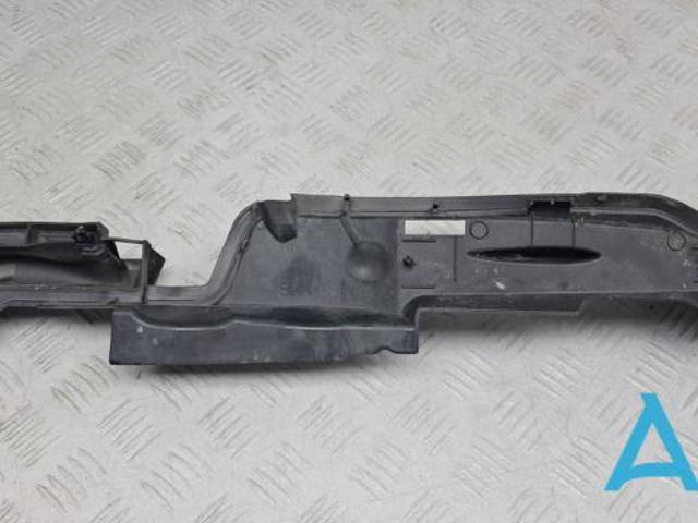 Заглушка жабо збоку 8W0821170C VAG