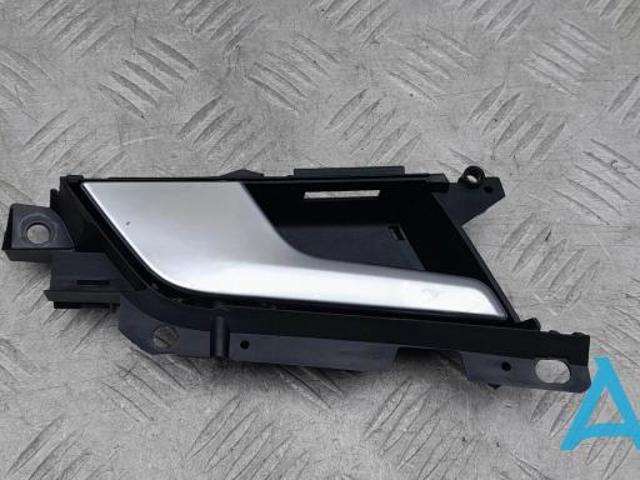 Ручка передніх дверей внутрішня, ліва 8W0837019C4PK VAG