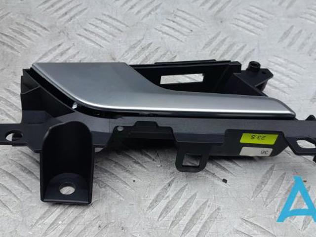 Ручка задніх дверей, внутрішня, ліва 8W0839019A4PK VAG