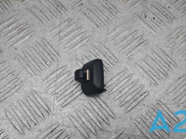 Фіксатор сонцезахисного козирка 8W0857562A4PK VAG