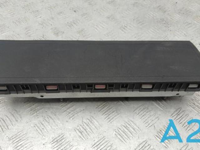 Подушка безпеки (AIRBAG) пасажирська, захисту колін 8W0880842E VAG
