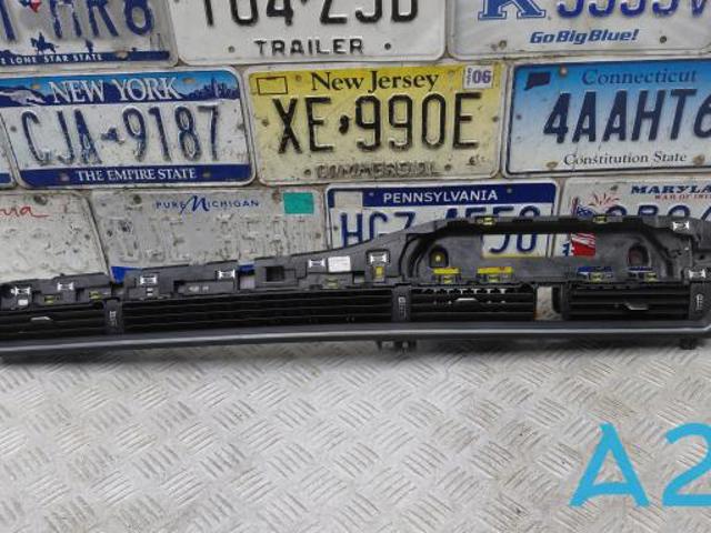 Решітка повітропровода 8W1820902D6PS VAG