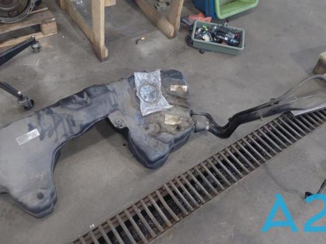 Бак паливний 8W6201060BC VAG