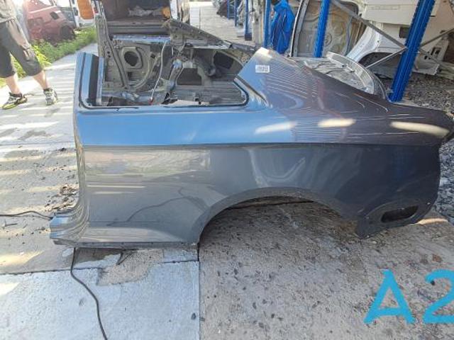 Крило заднє 8W6809837 VAG