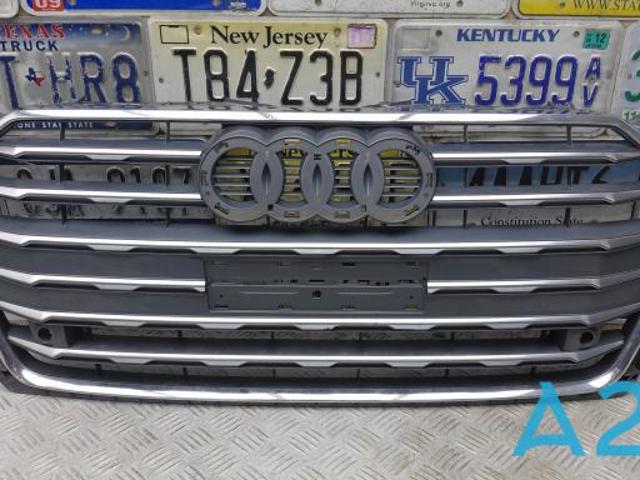Решітка 8W6853651ABRP5 VAG