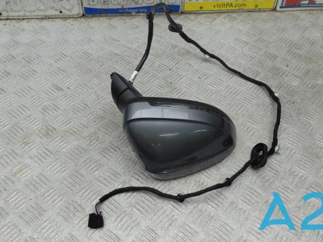 Праве бокове дзеркало 8W6857410BK9B9 VAG