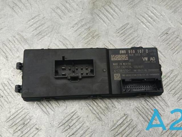 Модуль керування (ЕБУ) відкриття кришки багажника/ двері 3-ї (5-ї) 8W8959107D VAG