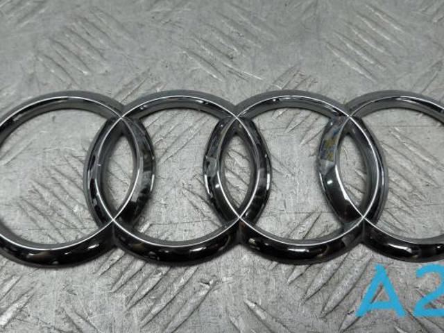 Емблема кришки багажника, фірмовий значок 8X0853742A2ZZ VAG