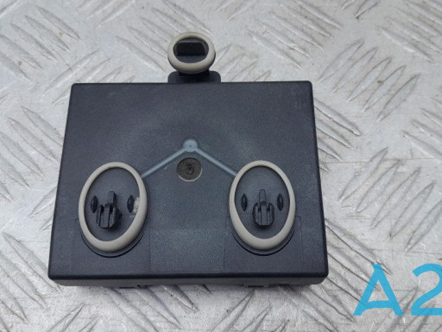 Блок комфорту передніх дверей 8X0959793HZ00 VAG