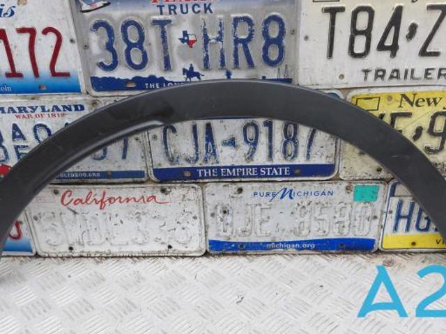 Накладка передньої лівої арки колеса 91112AN01A SUBARU