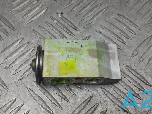 Клапан розширювальний 922001JA0A NISSAN