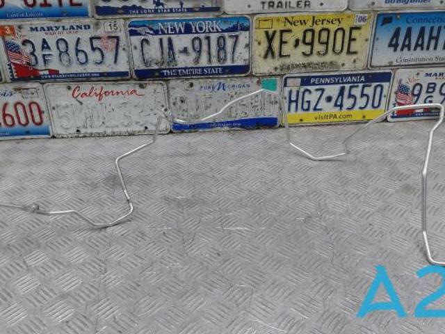Шланг кондиціонера, від радіатора до випарника 924405NA0B NISSAN