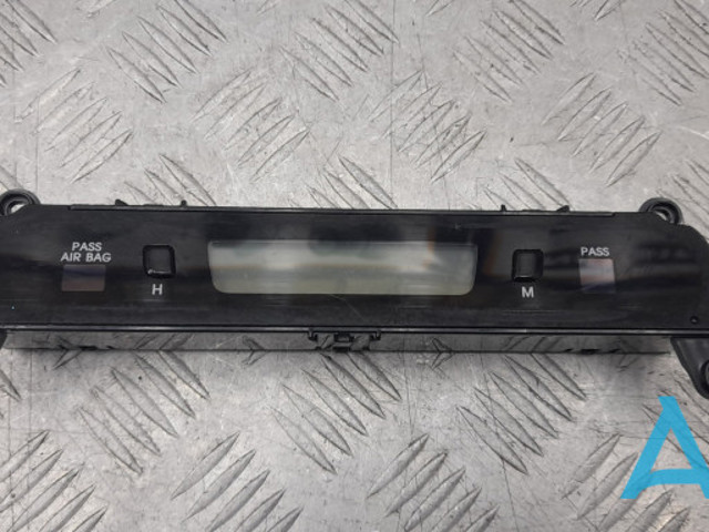 Годинники 945103Q000 HYUNDAI