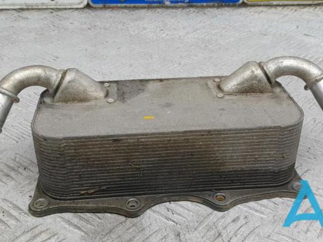 Радіатор масляний 94610728130 PORSCHE