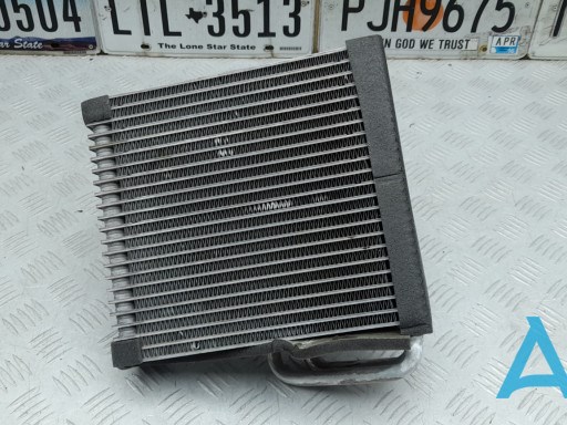 Випарник 95018026 GM