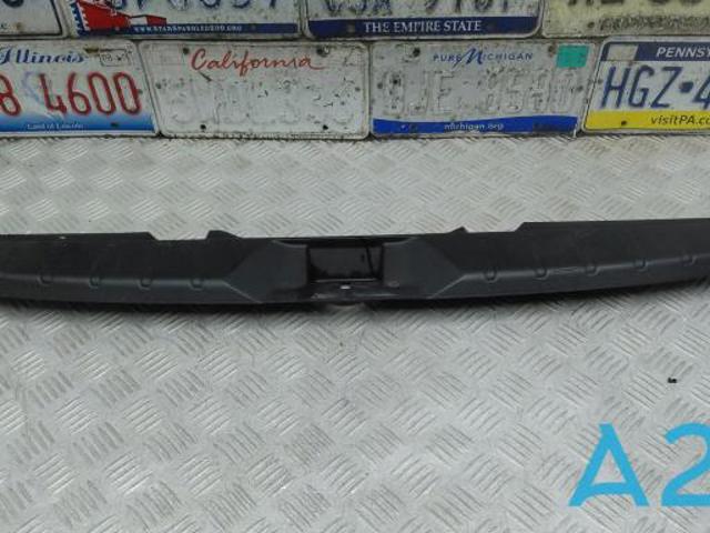 Облицювання задньої панелі багажника 95073AN00AVH SUBARU