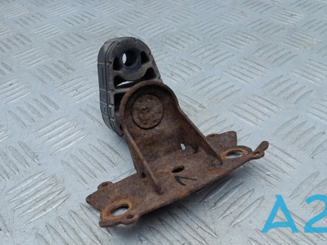 Подушка кріплення глушника 95811115000 PORSCHE