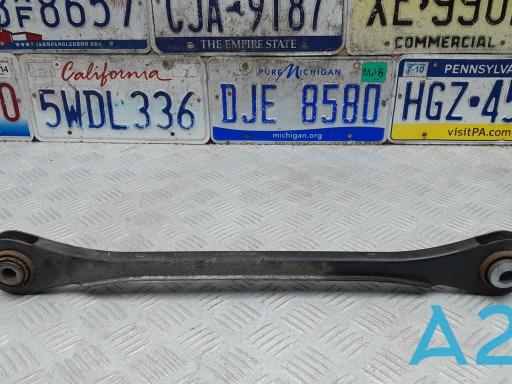 Важіль підвіски задній лівий 95833104500 PORSCHE