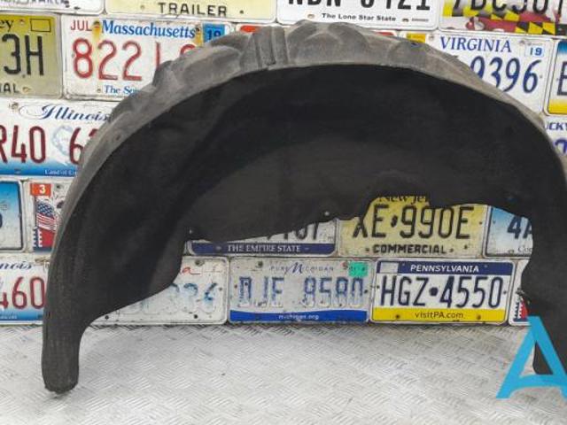 Підкрилок задній правий 95850497200 PORSCHE