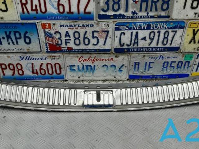 Облицювання задньої панелі багажника 958551459005R5 PORSCHE