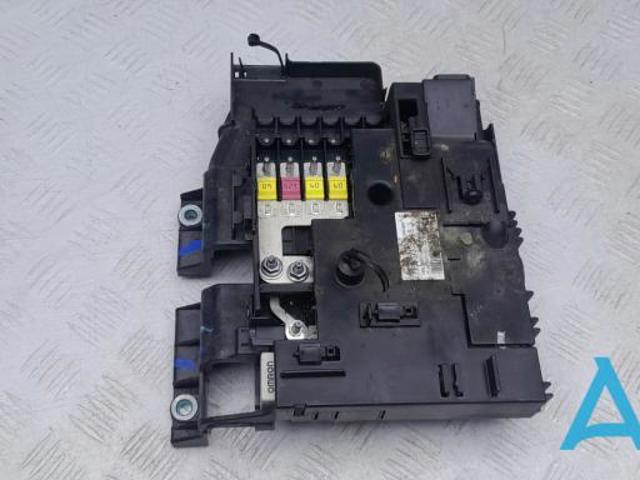 Коробка запобіжників 95861030810 PORSCHE
