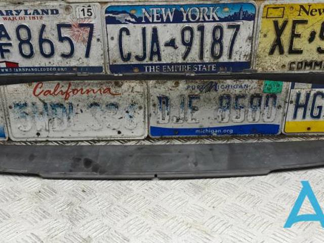 Рамка жалюзі радіатора охолодження 95B1217101E0 PORSCHE