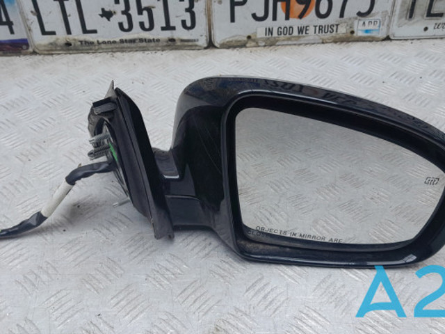 Праве бокове дзеркало 963013JA9B NISSAN
